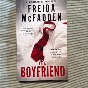 The Boyfriend by Freida McFadden Book